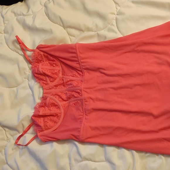 Urban Outfitters pink lingerie with built-in underwire, size large - Picture 1 of 5